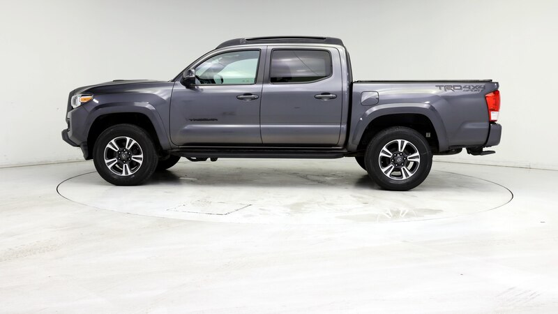 2019 Toyota Tacoma TRD Sport 3