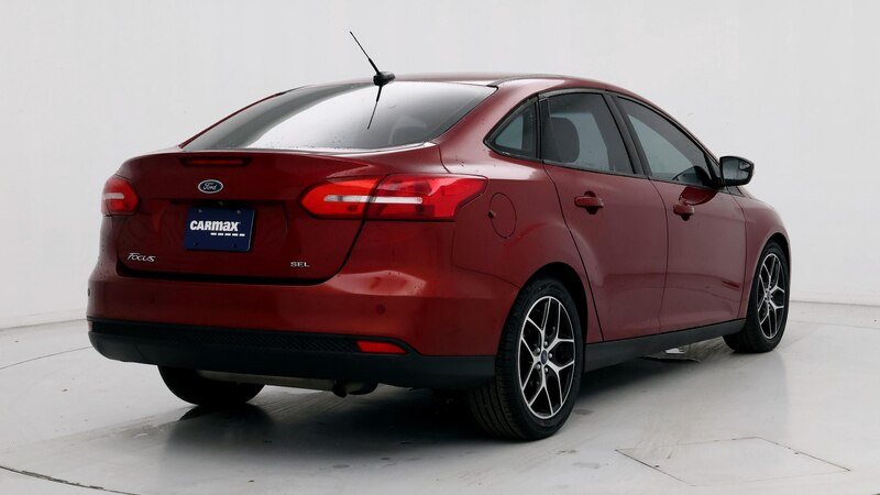 2017 Ford Focus SEL 8