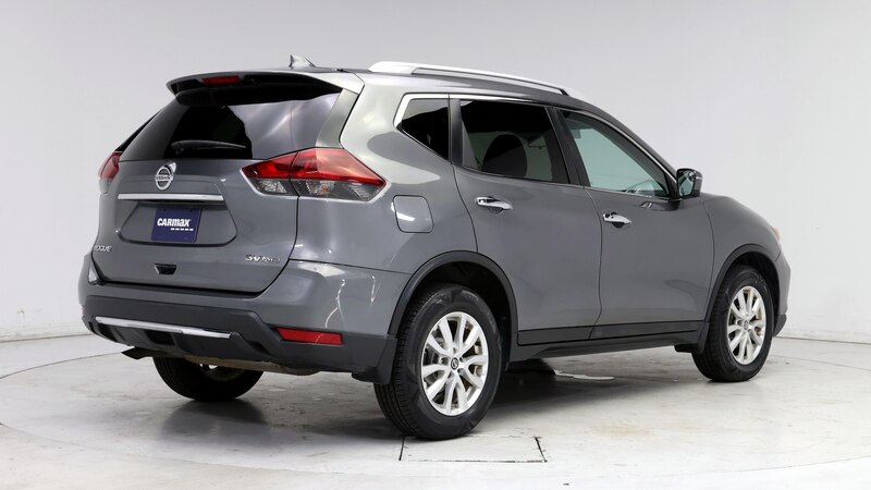 2018 Nissan Rogue SV 8