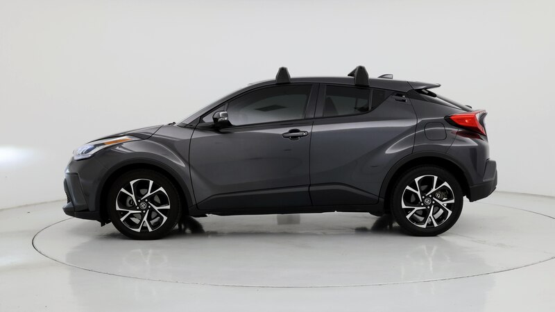 2021 Toyota C-HR XLE 3