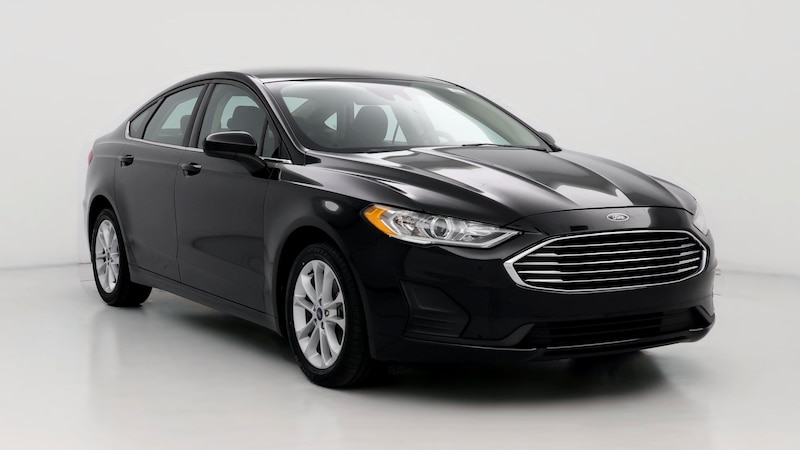 2020 Ford Fusion SE Hero Image