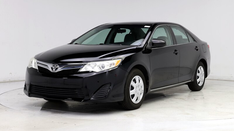 2014 Toyota Camry LE 4