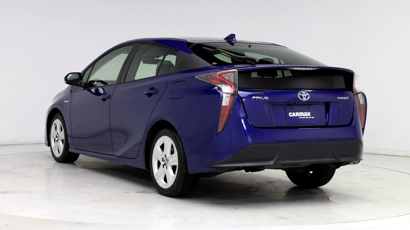 2018 Toyota Prius Three Touring 2