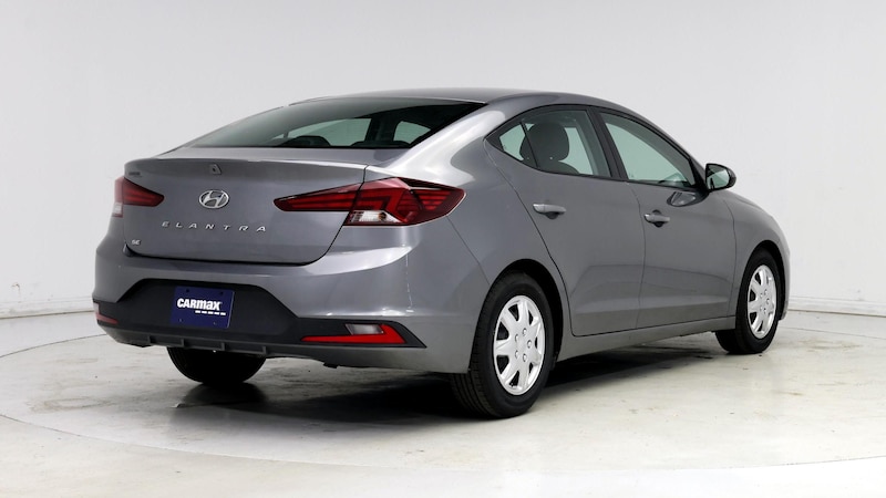 2019 Hyundai Elantra SE 8