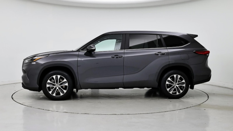 2023 Toyota Highlander XLE 3