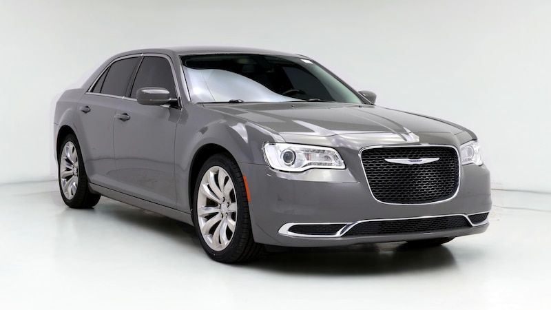 2019 Chrysler 300 Touring Hero Image