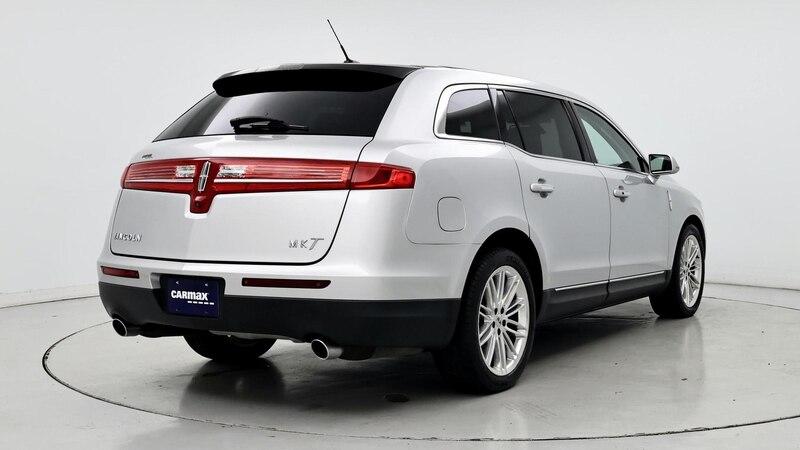 2019 Lincoln MKT  8