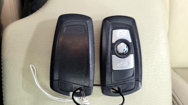2015 BMW 3 Series 328xi 24