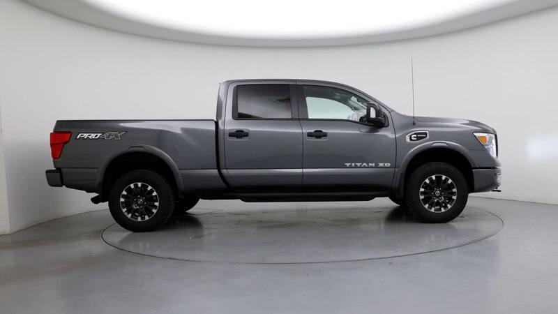 2019 Nissan Titan PRO-4X 7