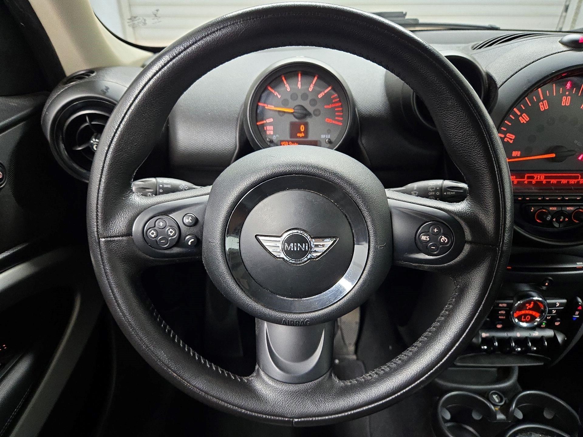 Thumbnail: 2015 MINI Cooper Paceman - 10