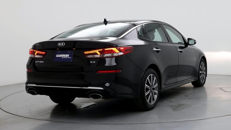 2020 Kia Optima Premium 8