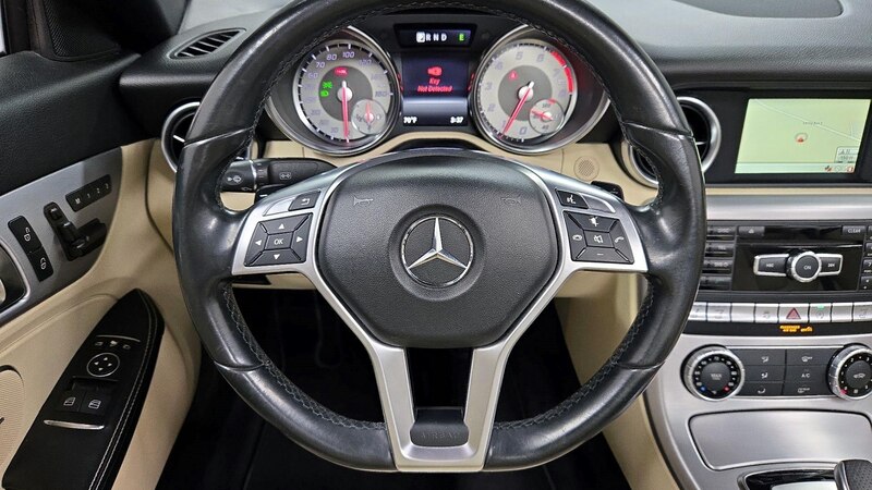 2016 Mercedes-Benz SLK 300 10