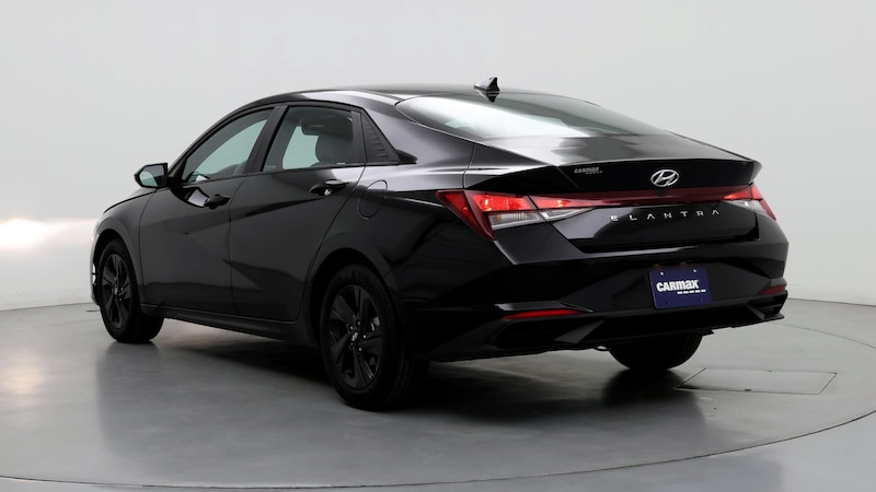 2023 Hyundai Elantra SEL 2