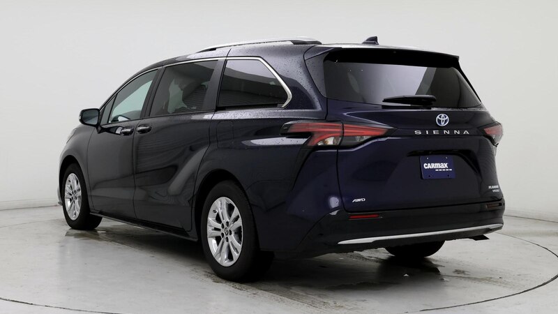 2024 Toyota Sienna Platinum 2