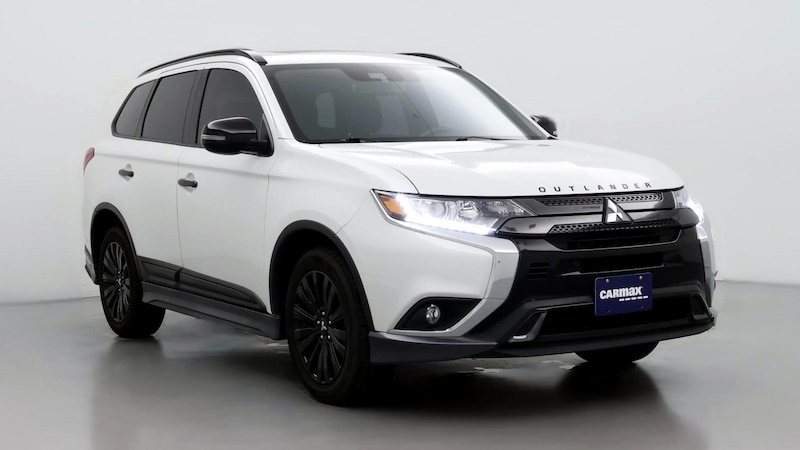 2020 Mitsubishi Outlander SE Hero Image