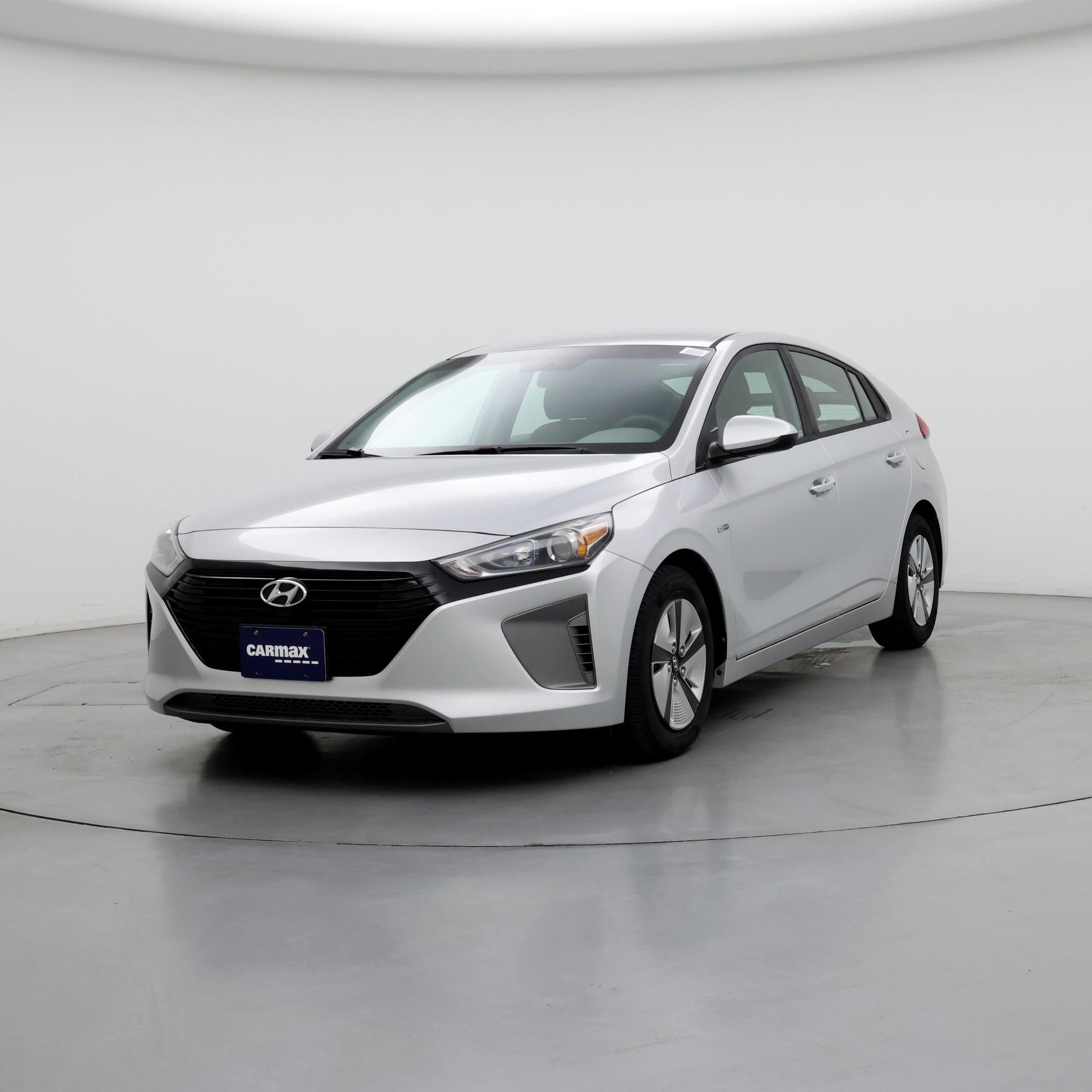 Thumbnail: 2019 Hyundai Ioniq - 4