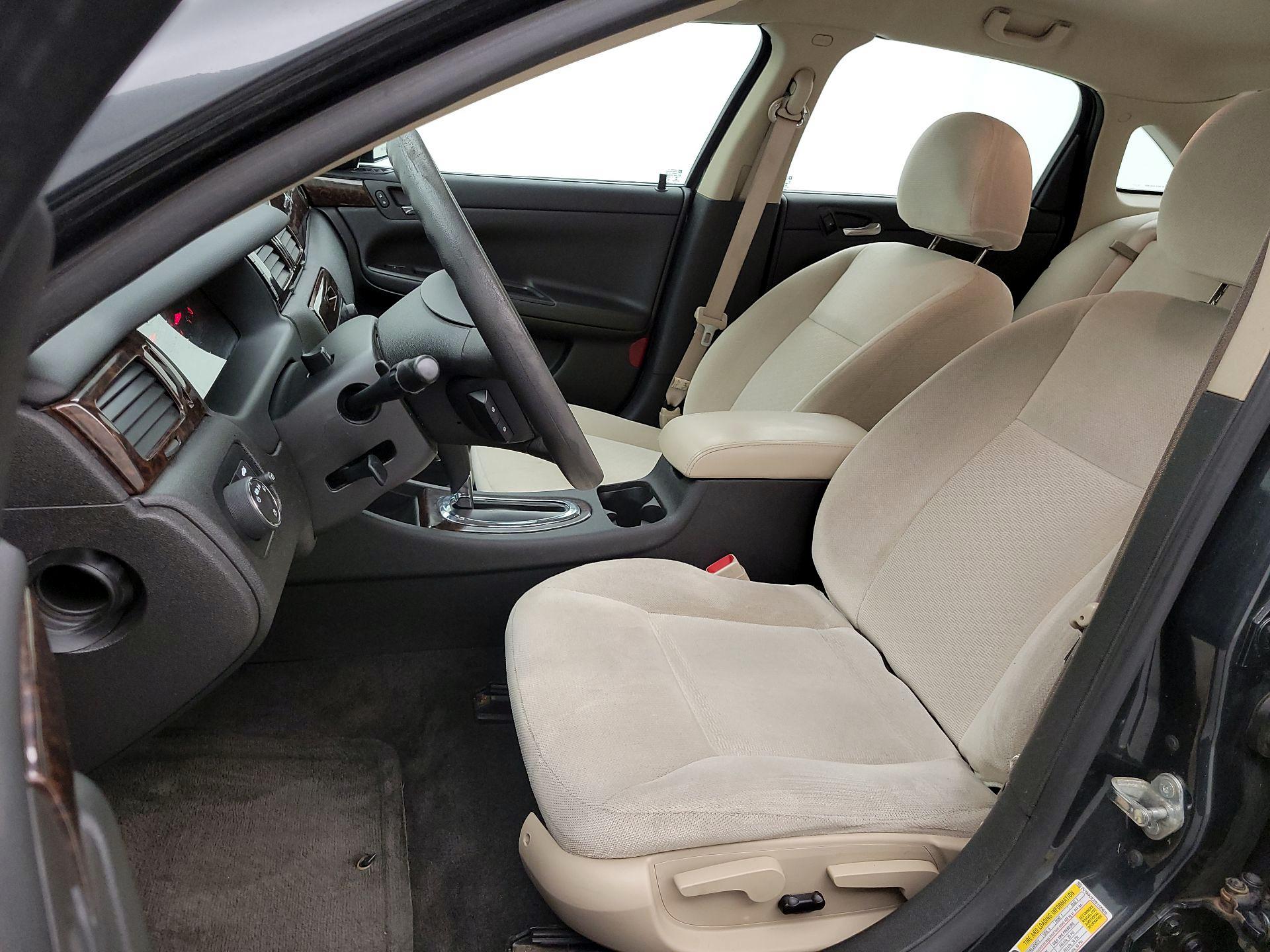 Thumbnail: 2015 Chevrolet Impala - 11