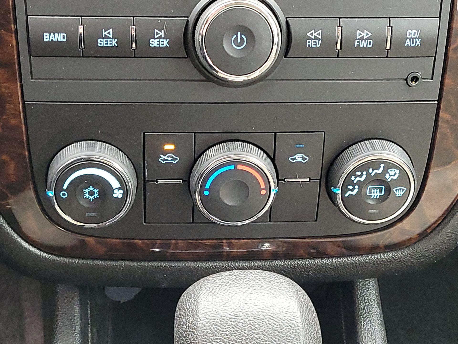 Thumbnail: 2015 Chevrolet Impala - 15