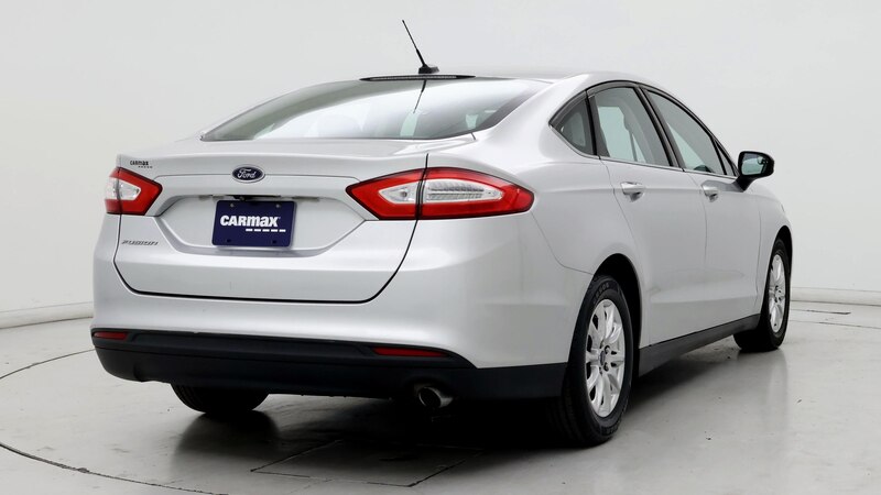 2016 Ford Fusion S 8