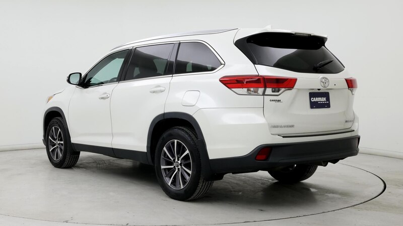 2019 Toyota Highlander XLE 2