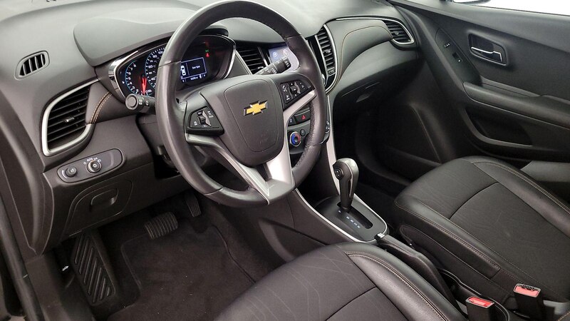 2020 Chevrolet Trax LT 9
