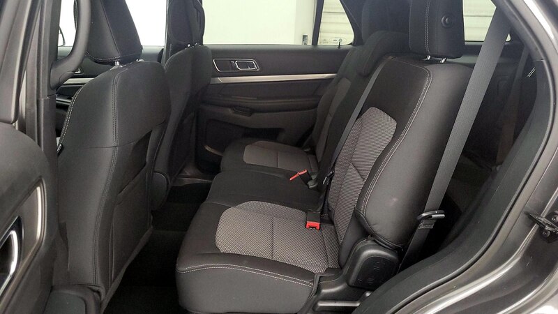 2018 Ford Explorer XLT 19