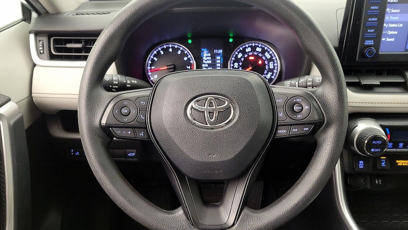 2019 Toyota RAV4 XLE 10