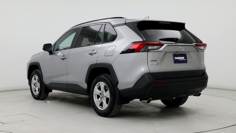 2019 Toyota RAV4 XLE 2