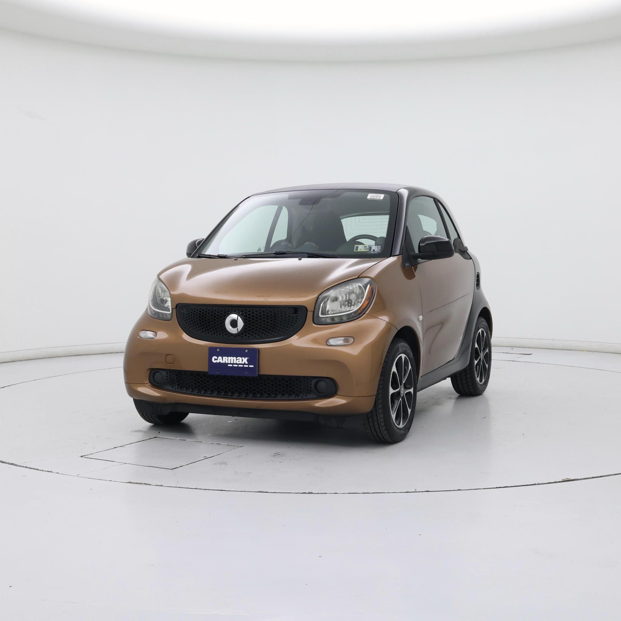 Thumbnail: 2016 smart fortwo - 4