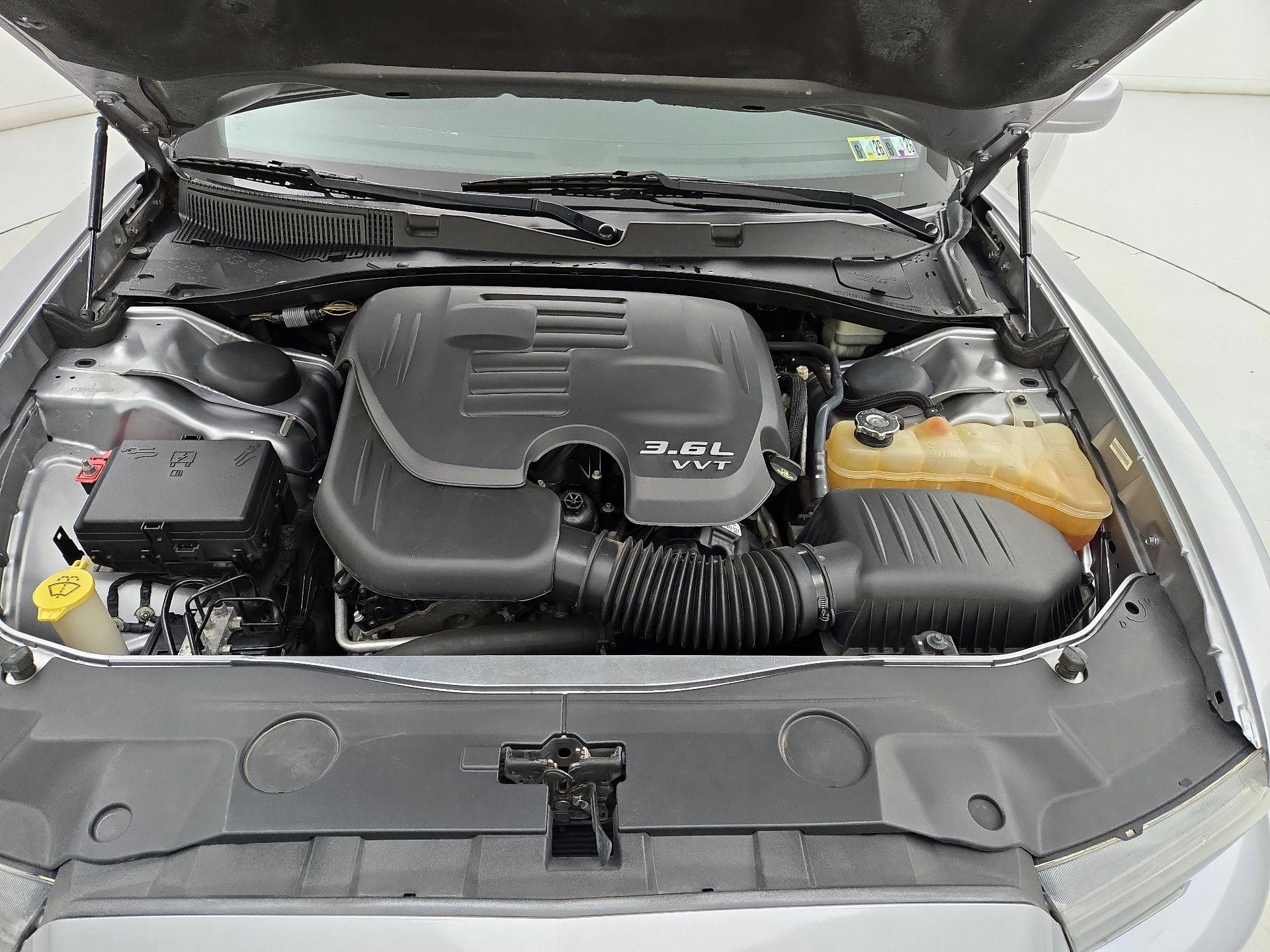 Thumbnail: 2014 Dodge Charger - 20