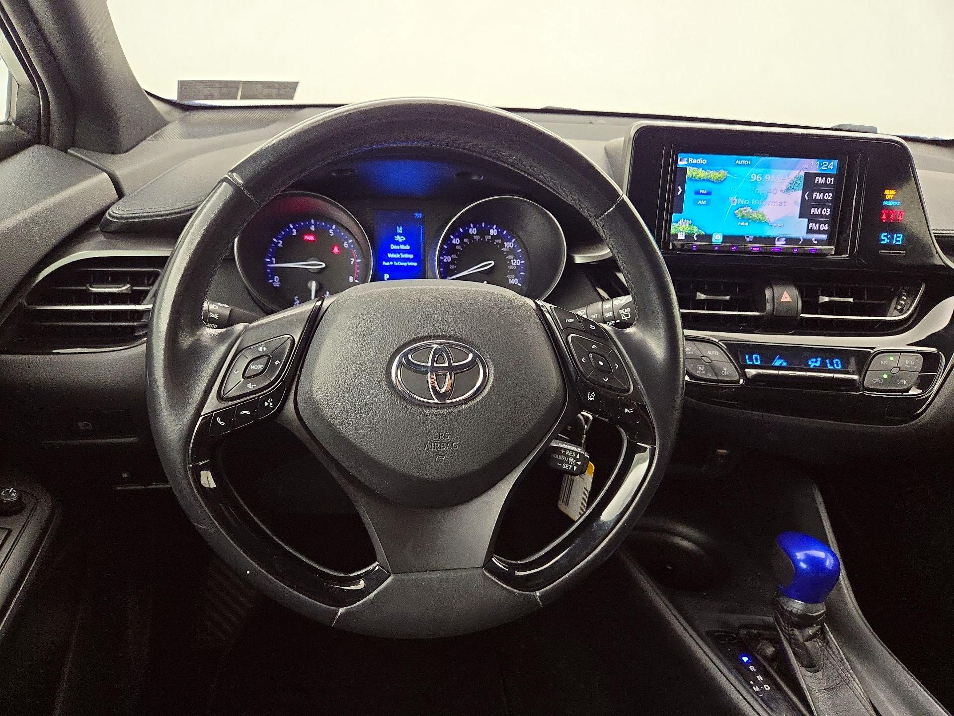 Thumbnail: 2018 Toyota C-HR - 10