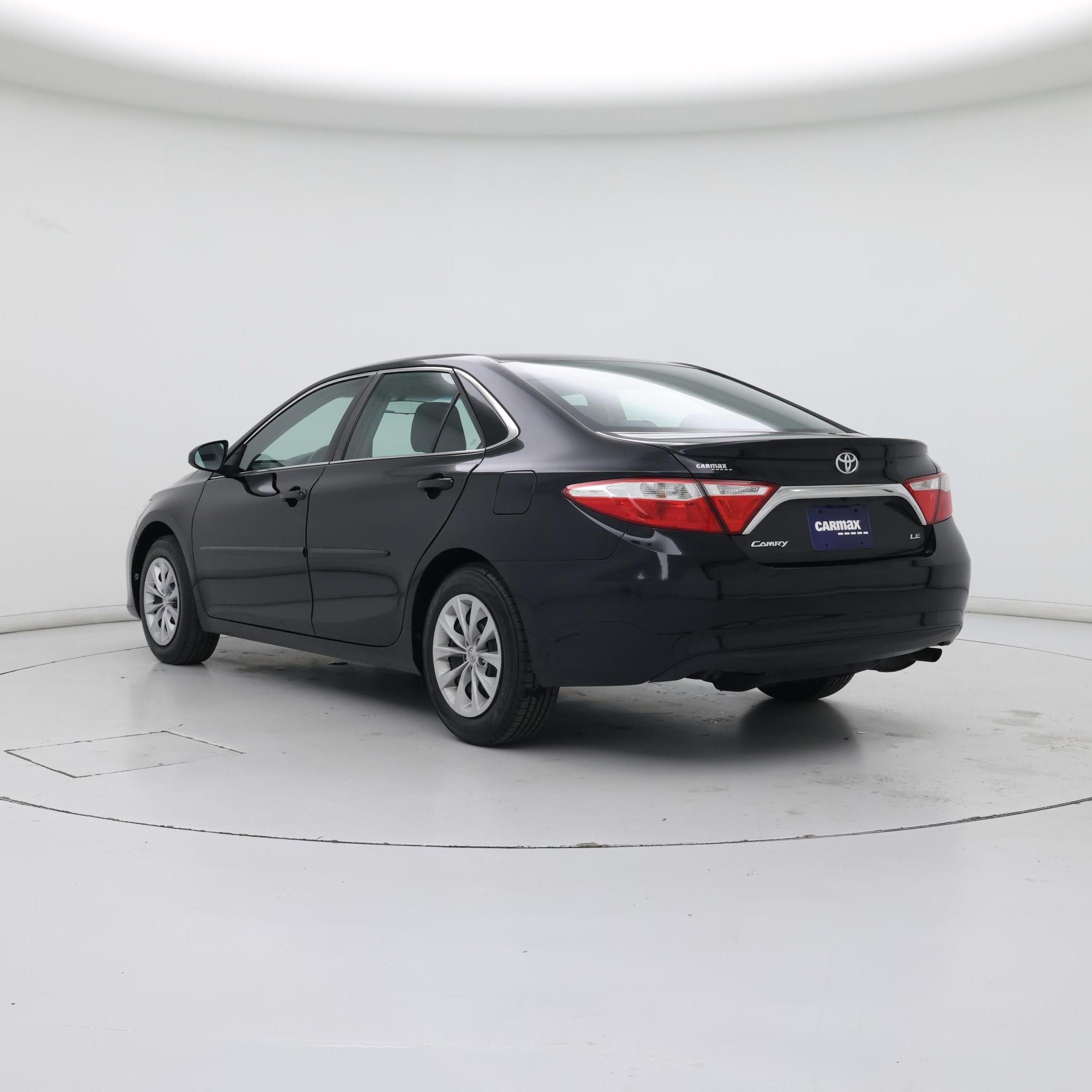 Thumbnail: 2016 Toyota Camry - 2