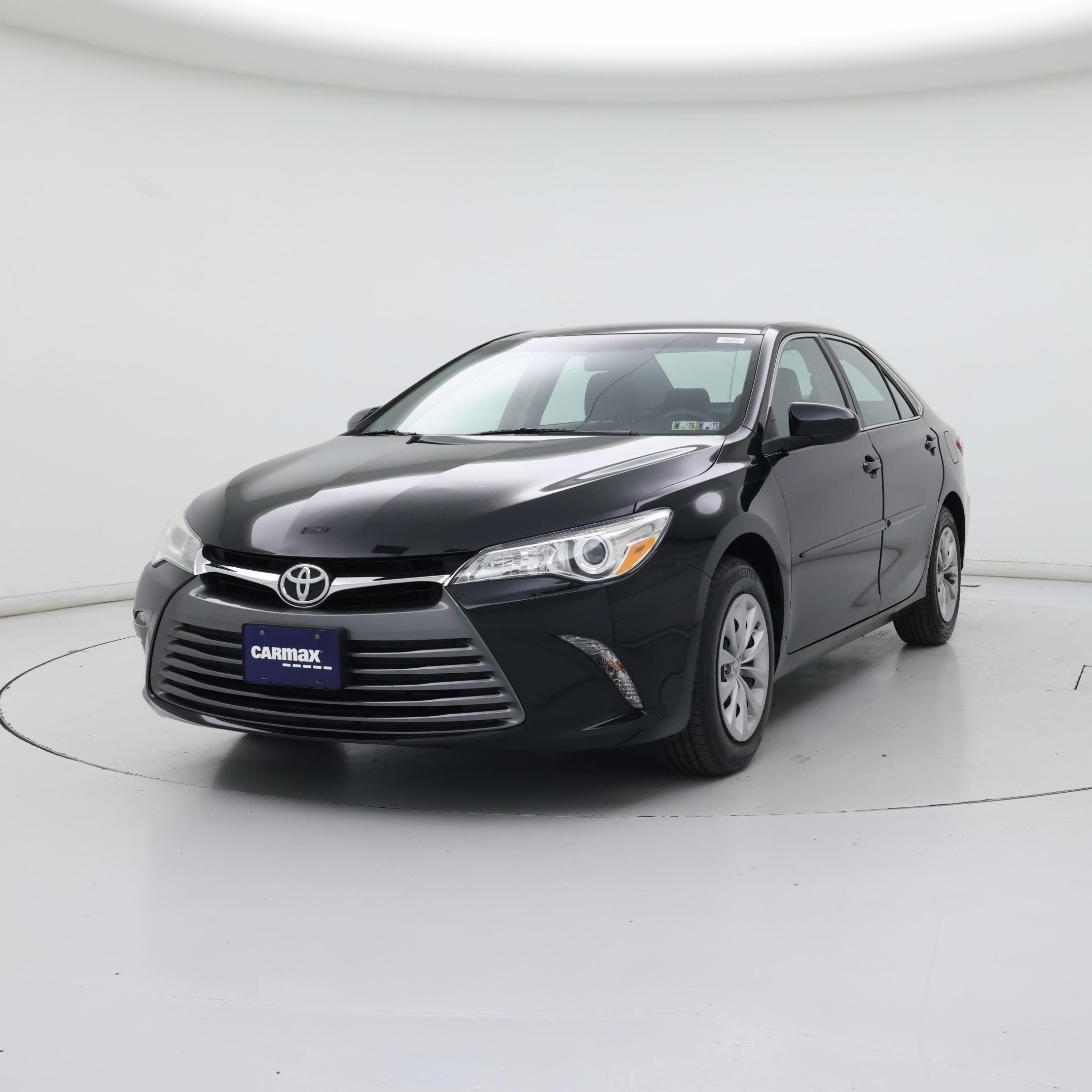 Thumbnail: 2016 Toyota Camry - 4