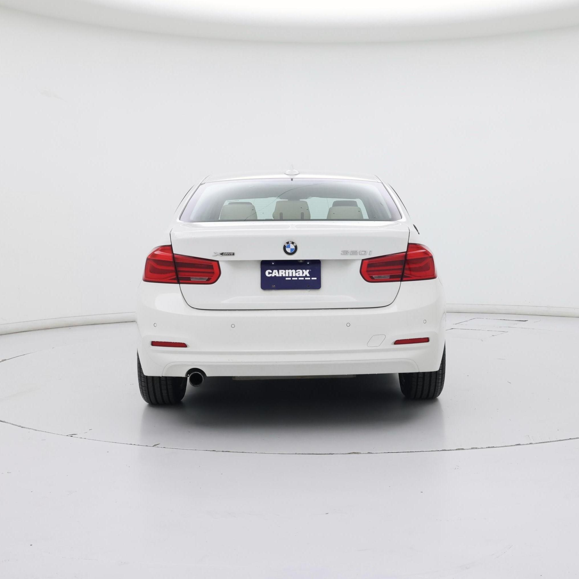 Thumbnail: 2018 BMW 3 Series - 6