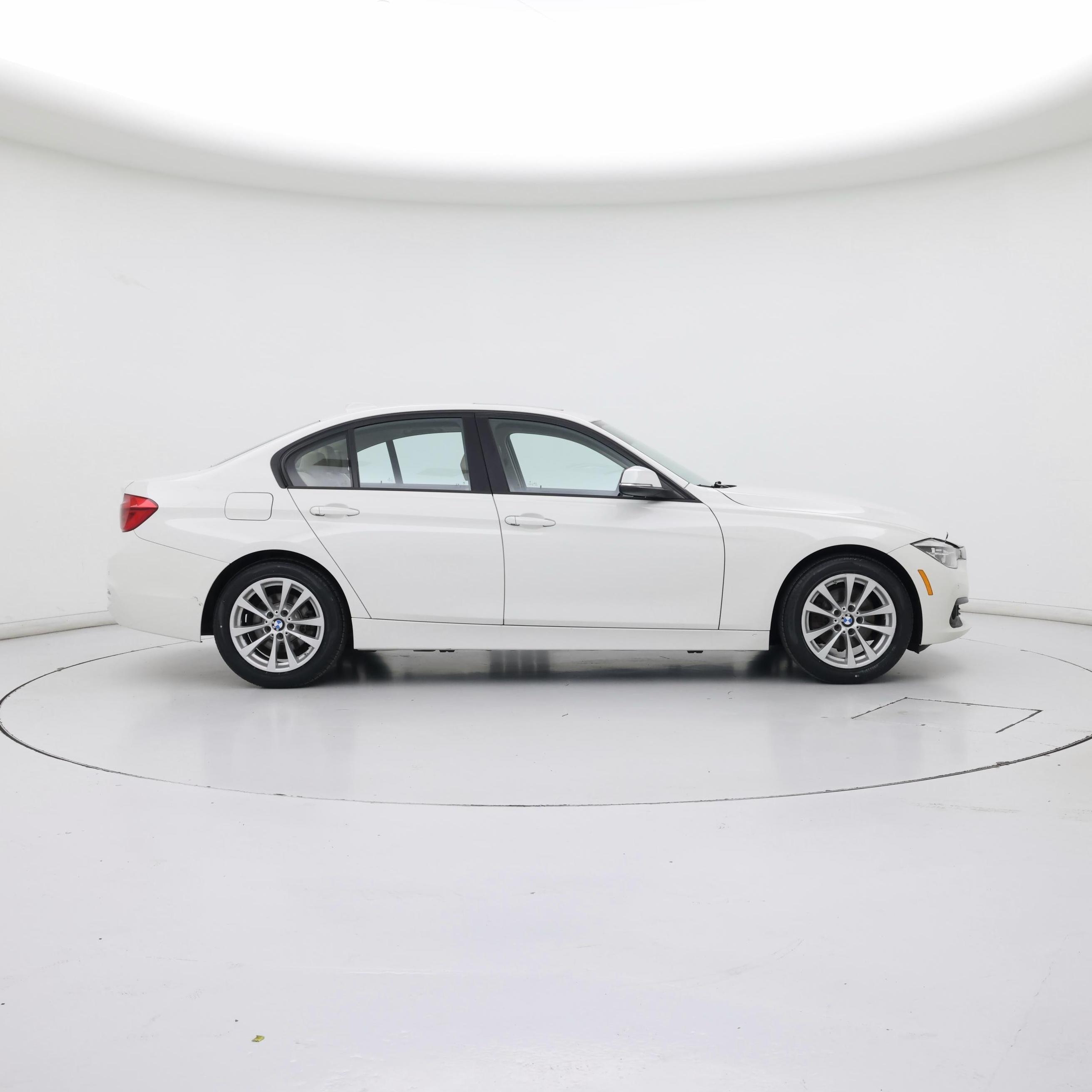 Thumbnail: 2018 BMW 3 Series - 7