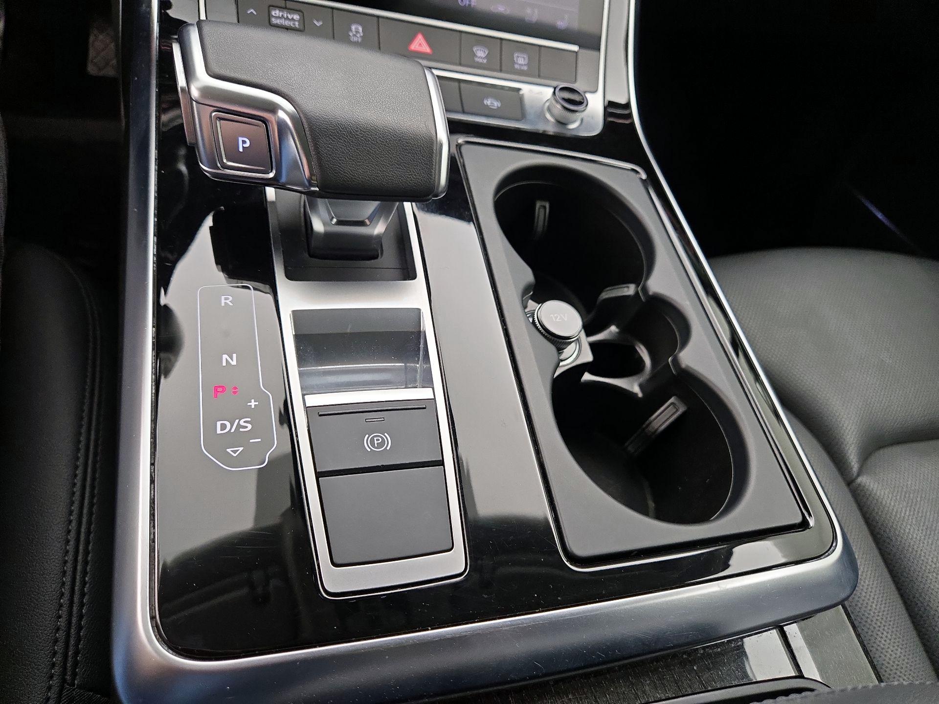 Thumbnail: 2023 Audi Q7 - 18