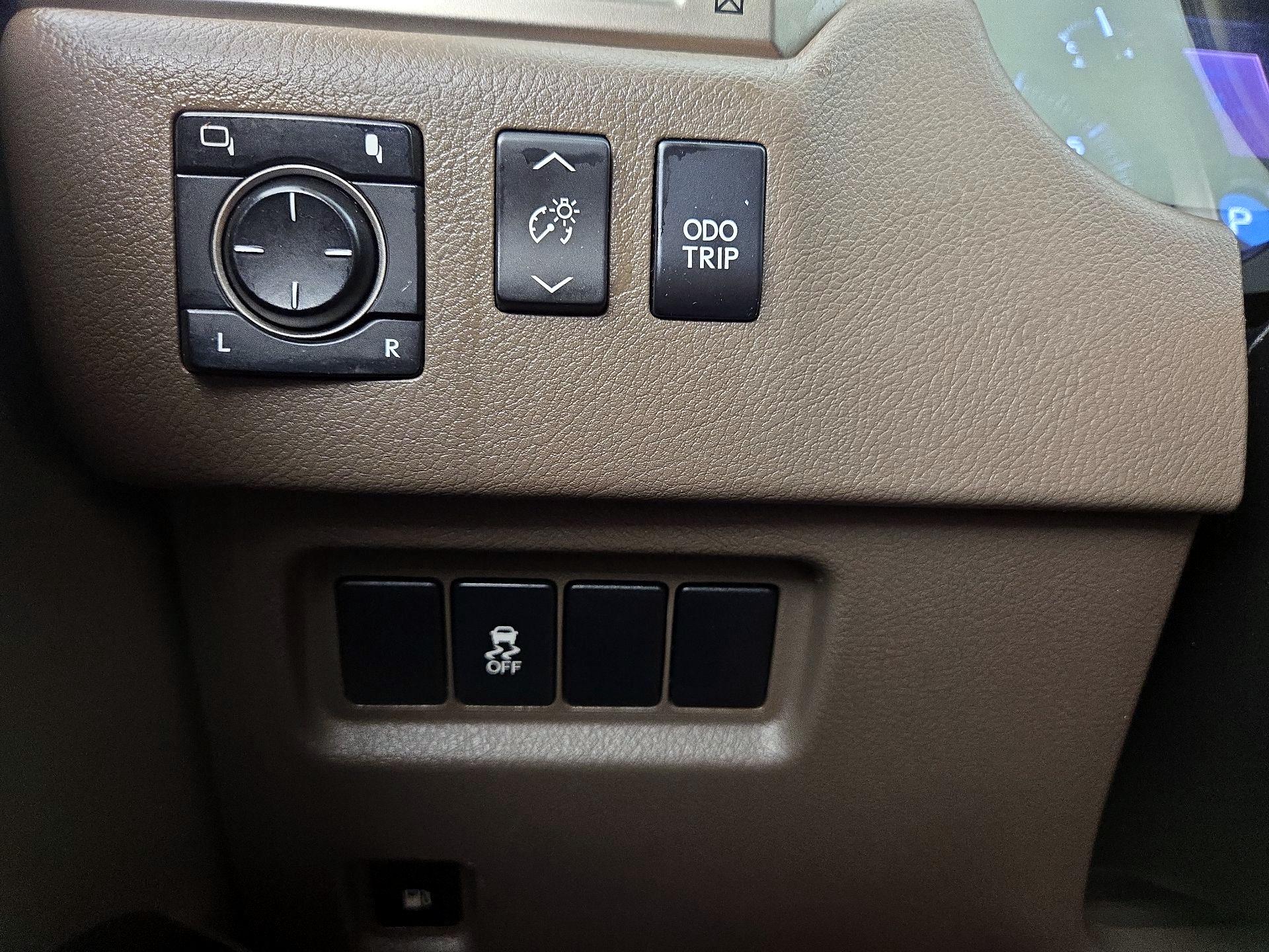 Thumbnail: 2018 Lexus GX - 13