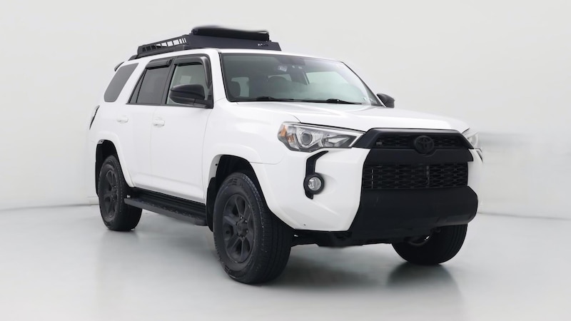 2016 Toyota 4Runner SR5 Hero Image