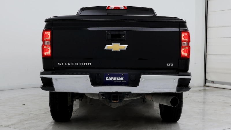 2017 Chevrolet Silverado 2500 LTZ 6