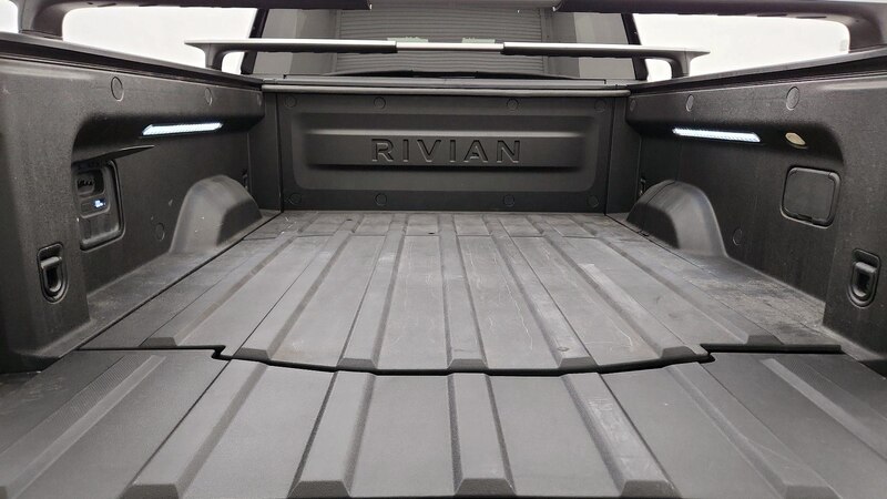 2022 Rivian R1T Adventure 22