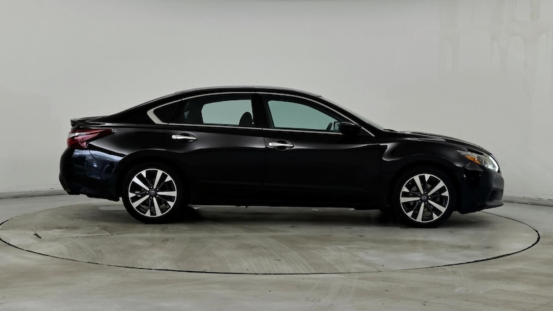 2017 Nissan Altima SR 7