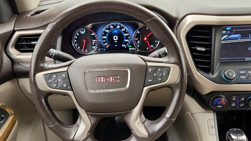 2019 GMC Acadia Denali 10