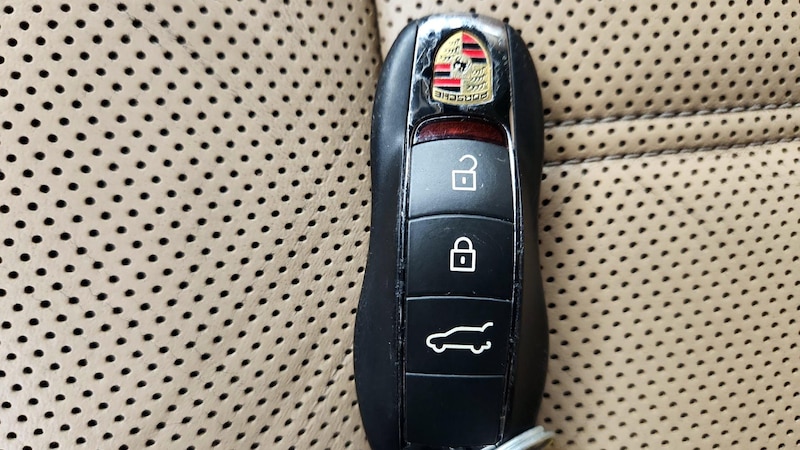 2020 Porsche Macan S 24