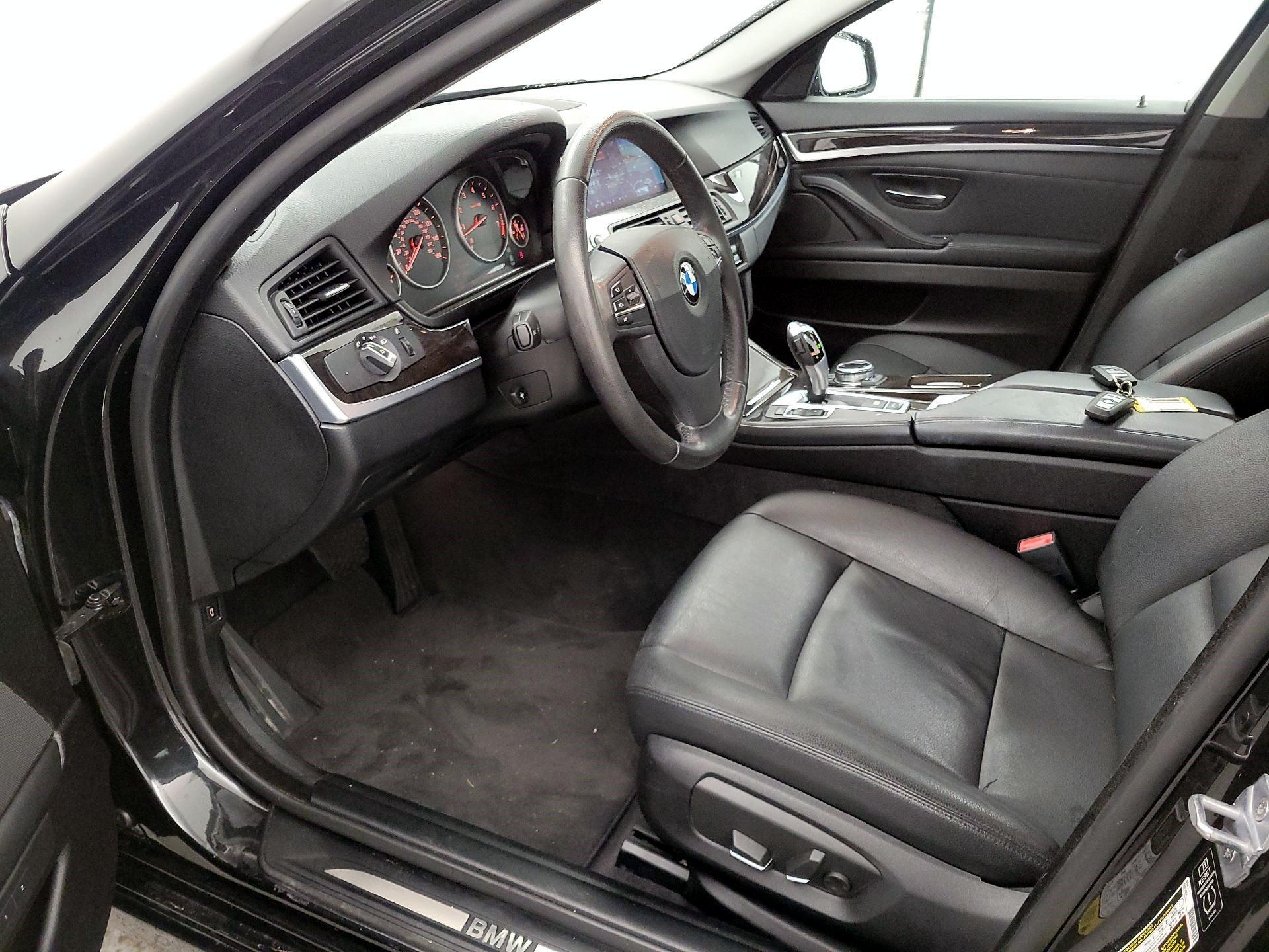 Thumbnail: 2014 BMW 5 Series - 11