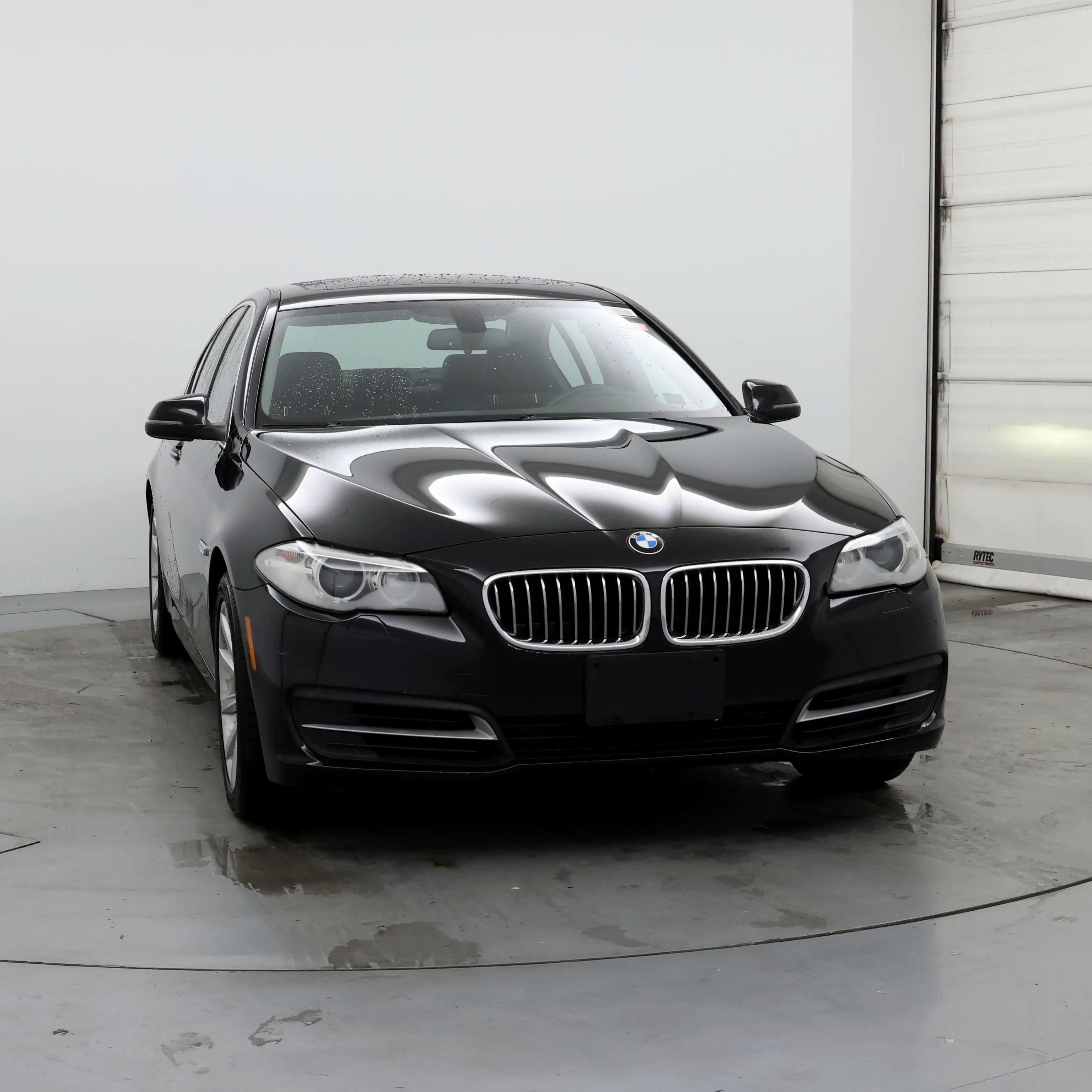 Thumbnail: 2014 BMW 5 Series - 5
