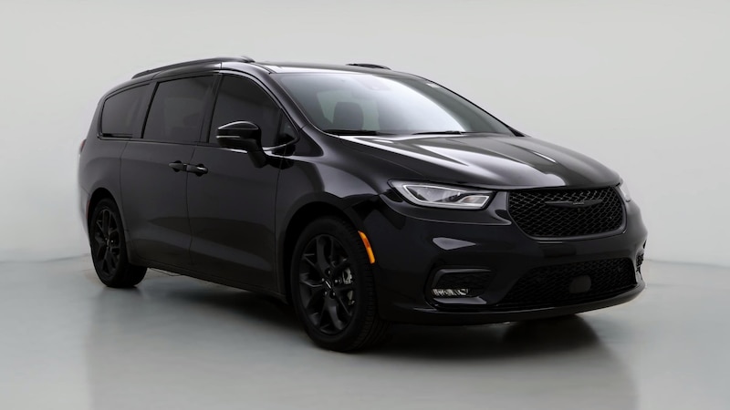 2023 Chrysler Pacifica Touring L Hero Image