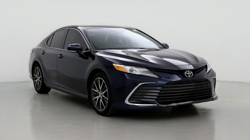 2021 Toyota Camry XLE Hero Image