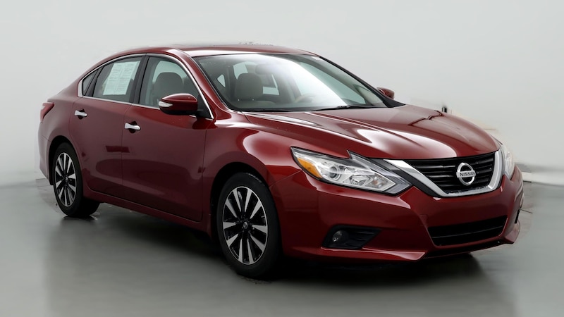 2018 Nissan Altima SV Hero Image