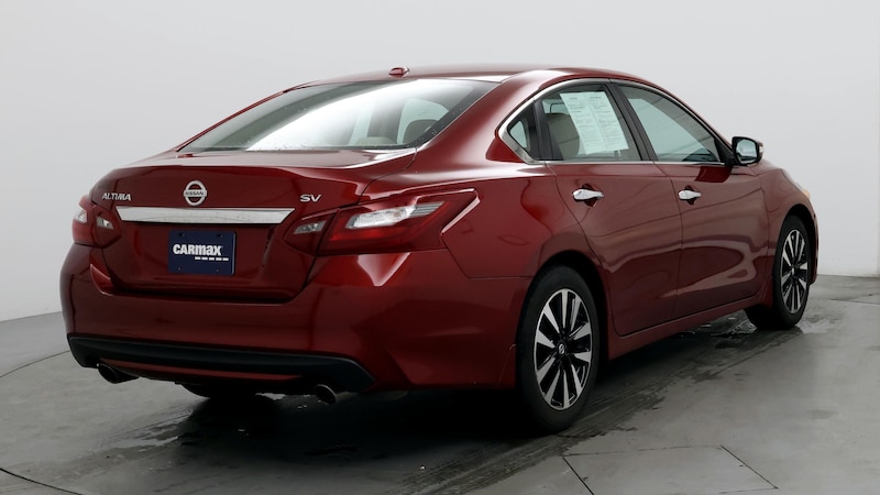 2018 Nissan Altima SV 8