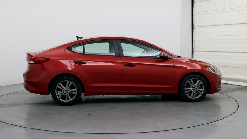 2017 Hyundai Elantra SE 7